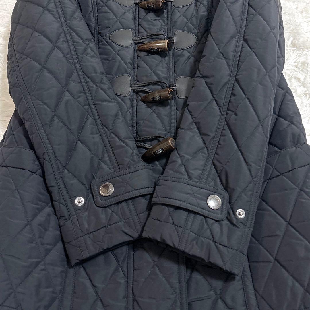 バーバリー キルティング ダッフルコート 中綿 ファー フード　ブラック