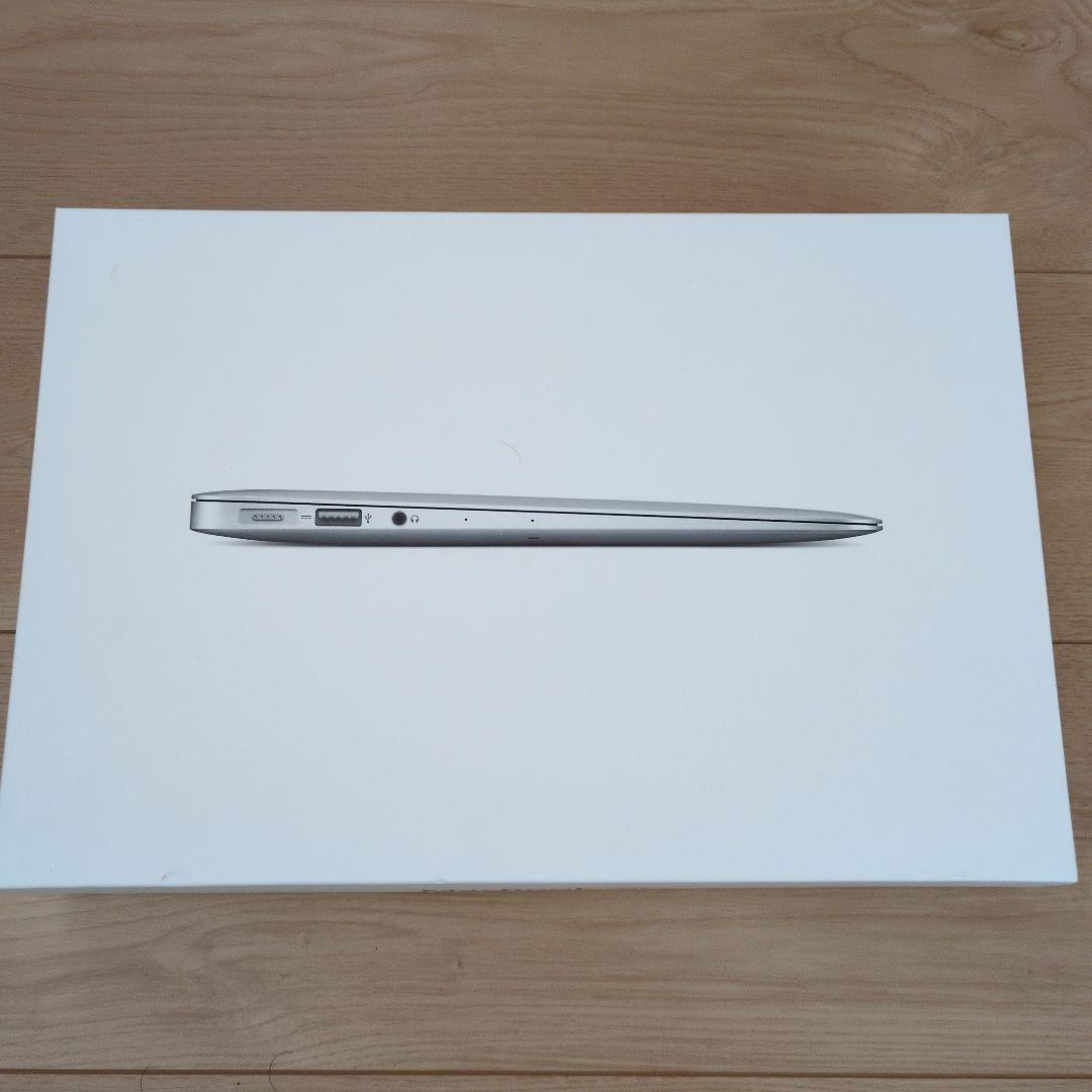 【美品】MacBook Air (11-inch, Mid 2013) 本体