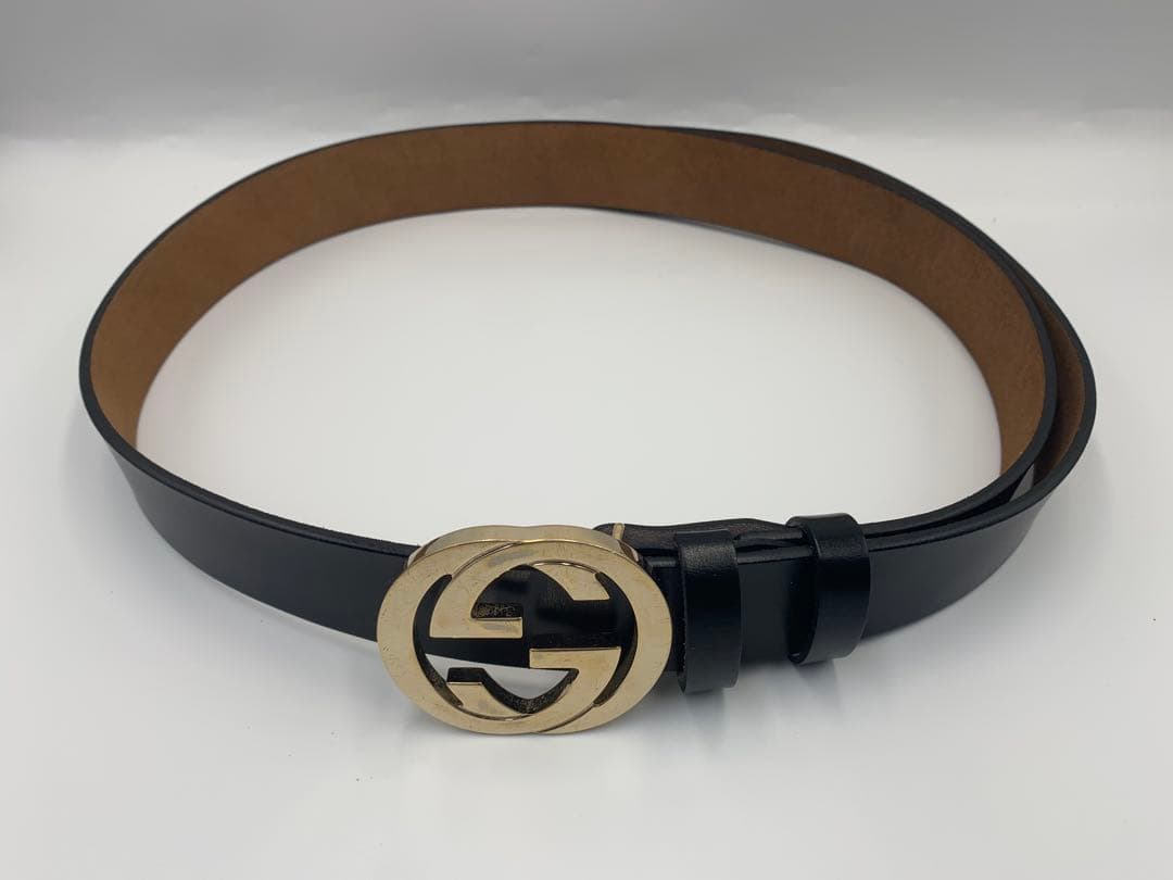 【美品】グッチ　GUCCI ダブルGロゴ ブラックレザーベルト　メンズ　P55