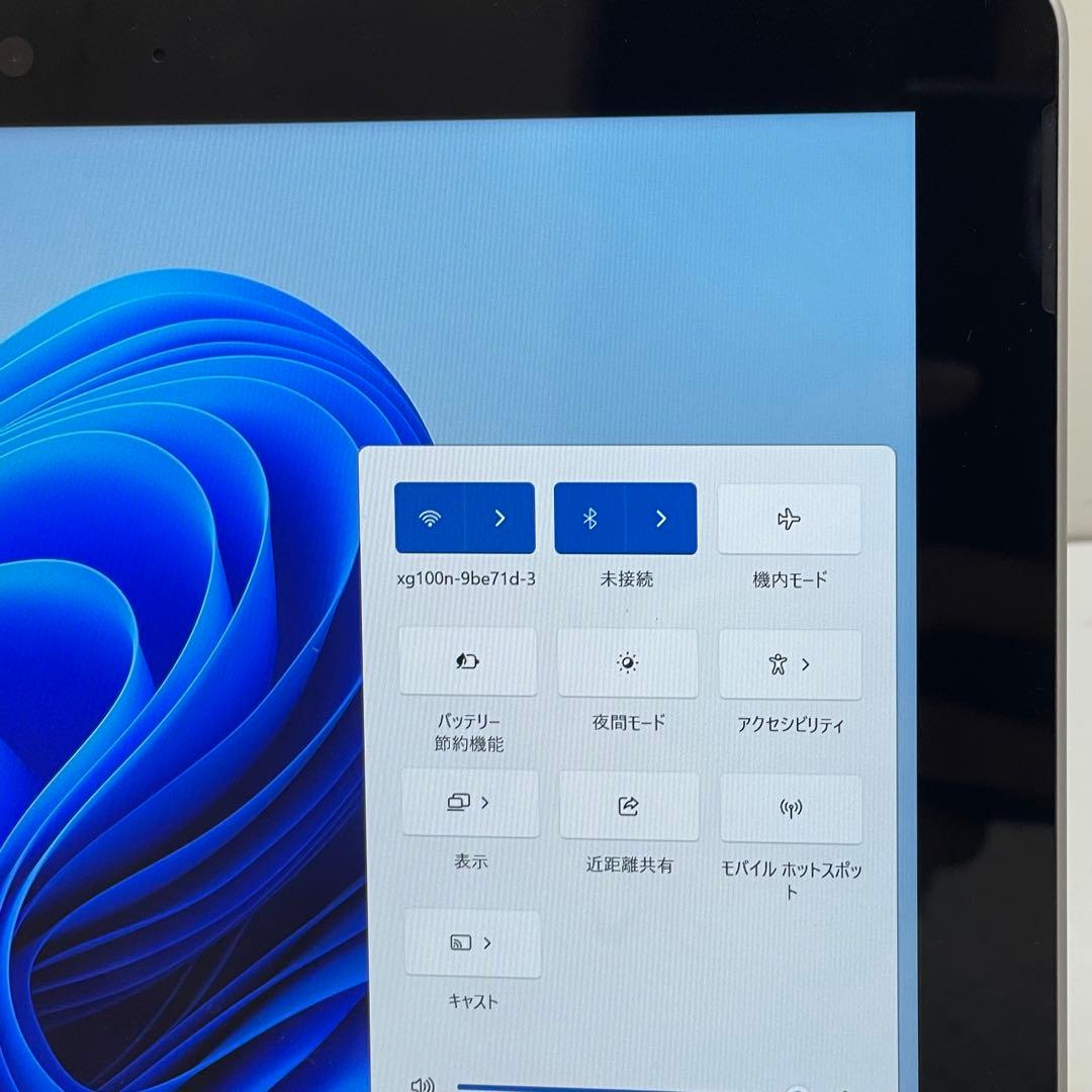 #400 Microsoft Surface Go 1824 タブレット8GB