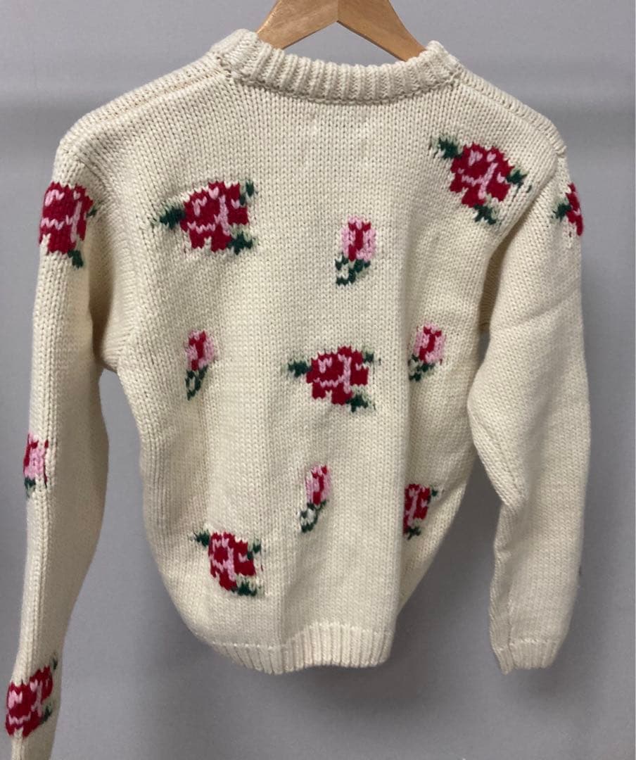 sienneアイボリー 花柄 ニットセーター 長袖