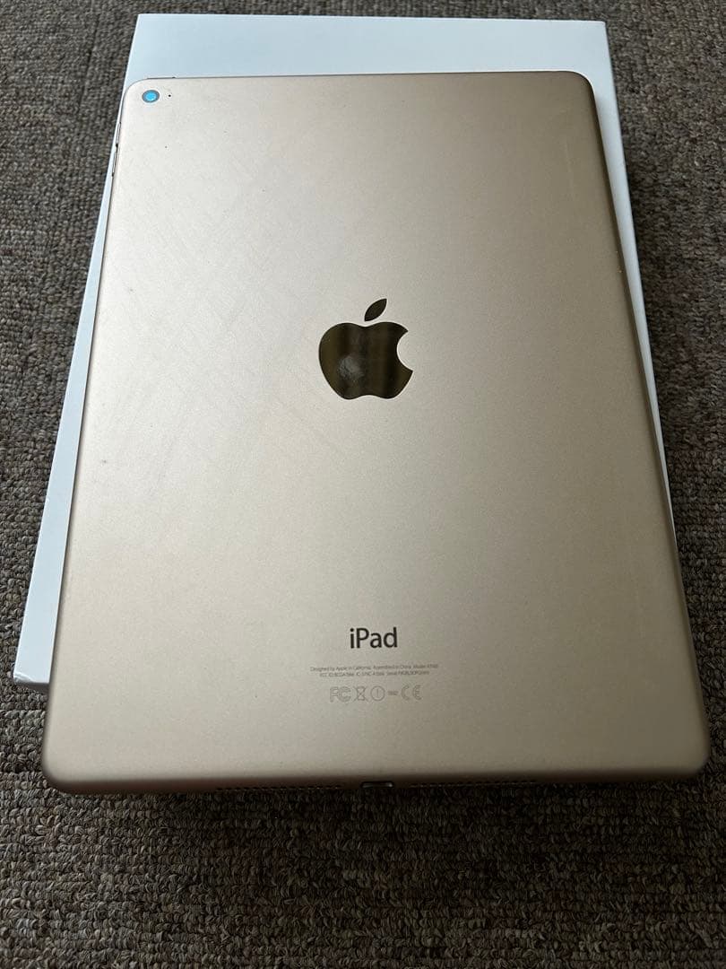 Apple iPad Air2 ゴールド 本体