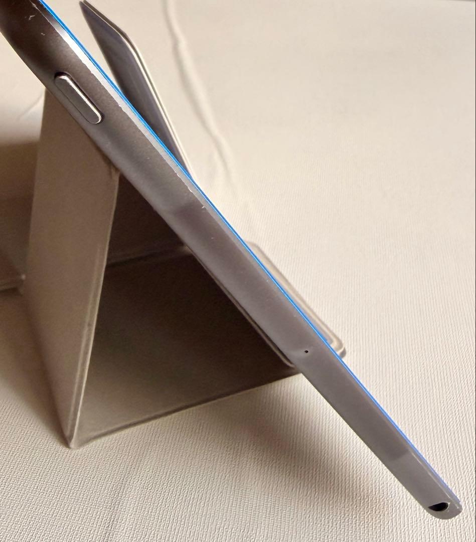 iPad 第9世代 256GB WiFiスペースグレイ【ジャンク】