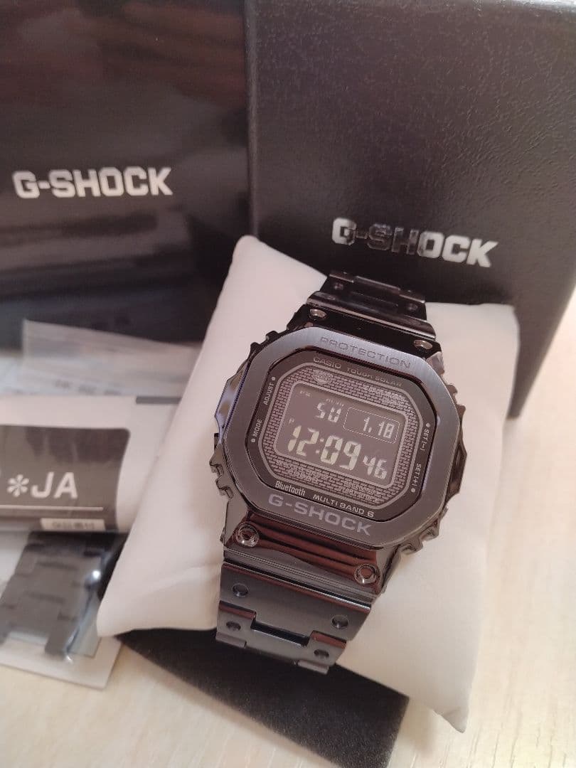 （70）【最終価格、美品】G-SHOCK GMW-B5000 　ブラック