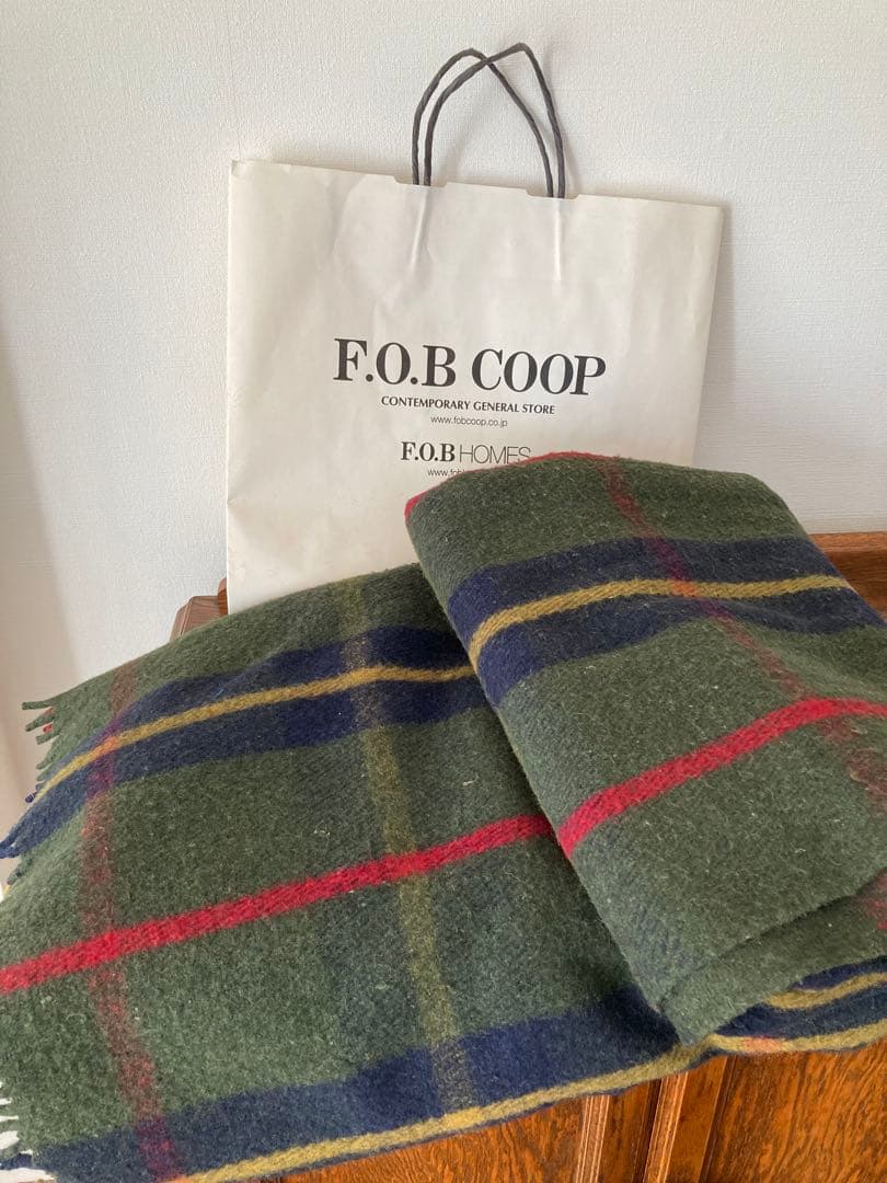 ［新品未使用] 大判厚手膝掛け　万能大判ラグF.O.B COOP大幅お値下げ♪♪