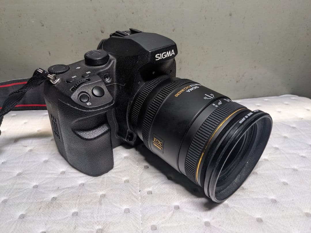 【ジャンク】SIGMA SD1 Merrill 本体+バッテリー +充電器