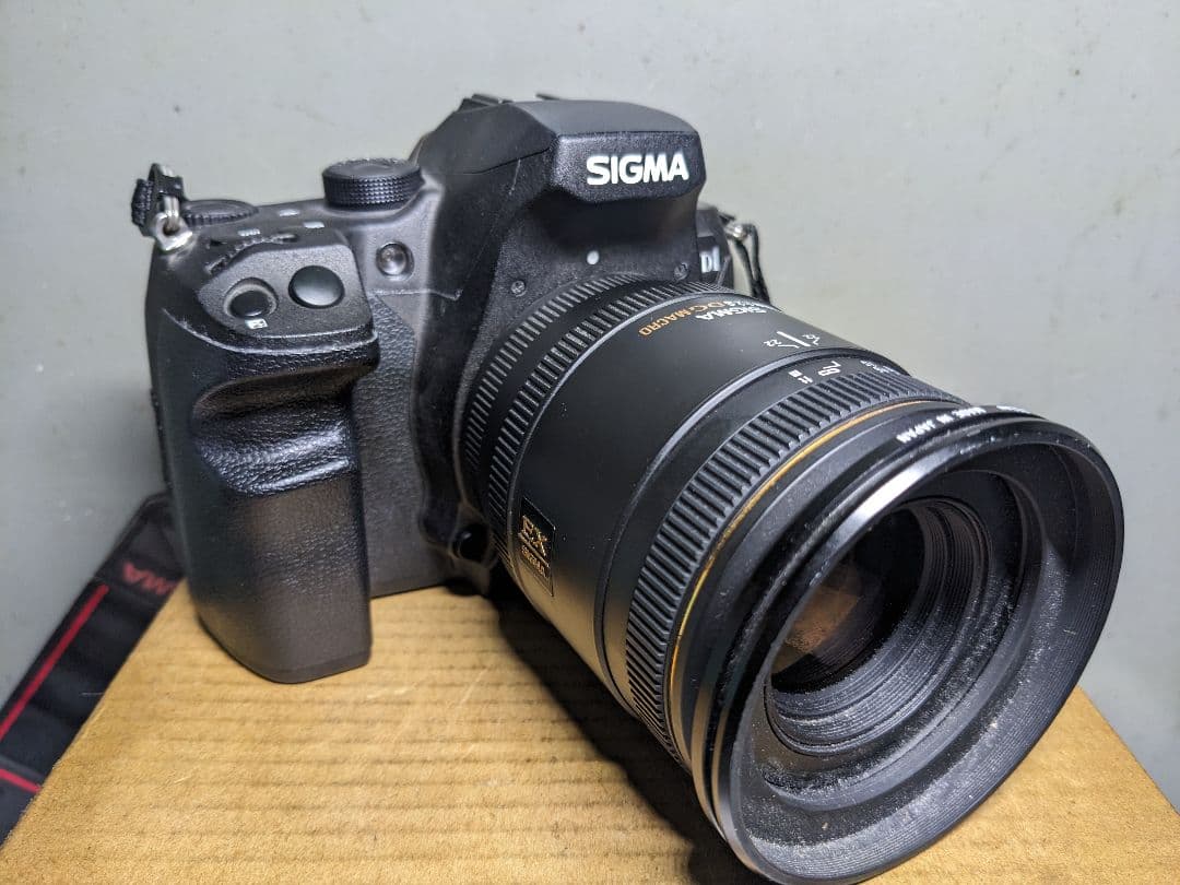 【ジャンク】SIGMA SD1 Merrill 本体+バッテリー +充電器
