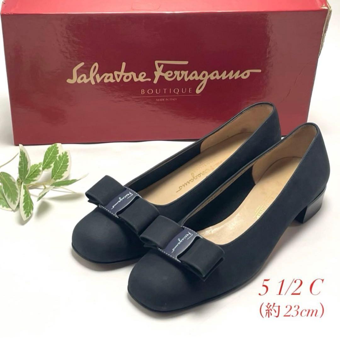 フェラガモ ヴァラ リボン パンプス ヌバック 23cm レディース ブルー系