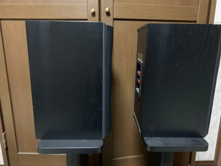 B&W オーディオスピーカー　DM601 S2