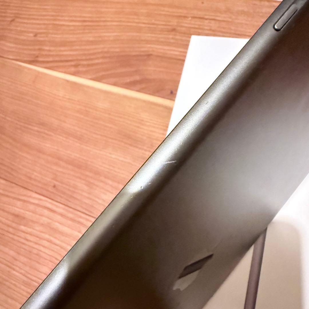 iPad 第7世代 32GB Wi-Fi スペースグレイ 本体