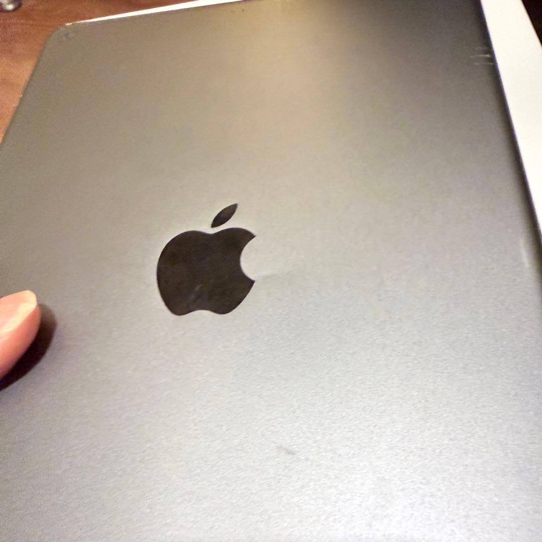 iPad 第7世代 32GB Wi-Fi スペースグレイ 本体