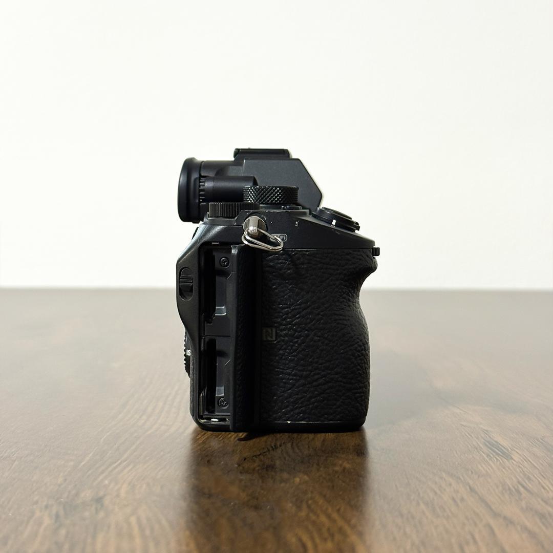 SONY α7III ボディ 元箱・説明書付き 動作良好