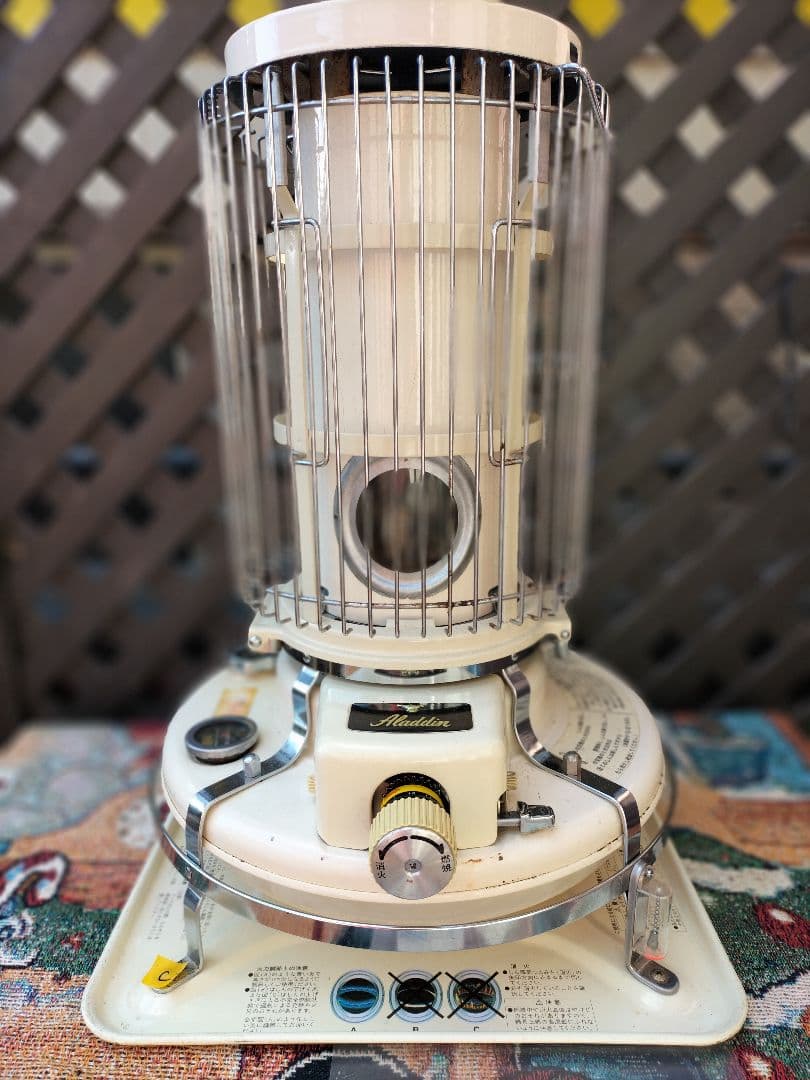 アラジンストーブ メンテナンス済み。純正芯交換済。取説付きです。ベージュ６
