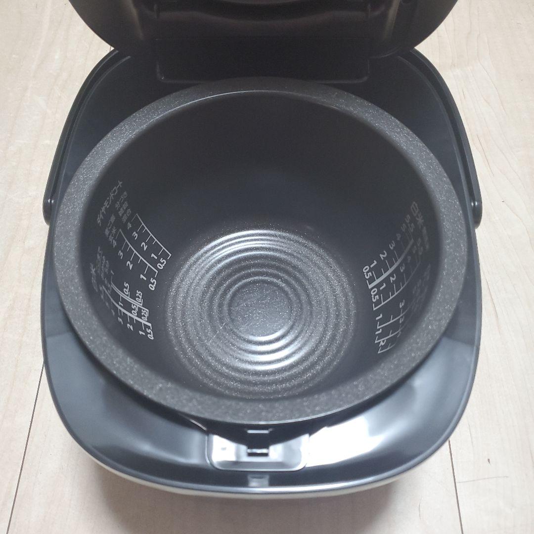 23年 TOSHIBA 炊飯器 RC-10VRV 炎匠炊き 真空IH 5.5合