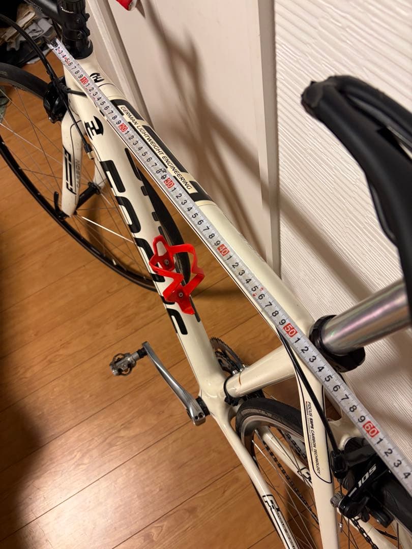 FOCUS CAYOロードバイク