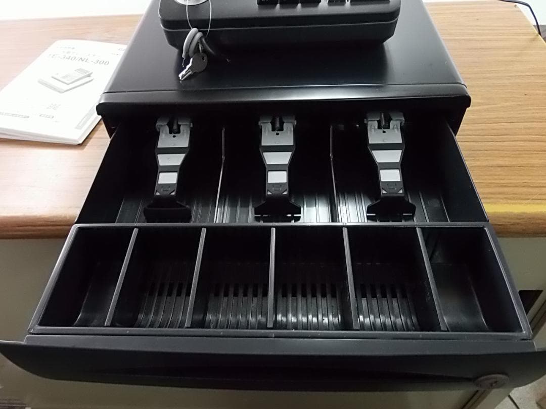 美品人気の黒211設定無料カシオ　TE-340　NL-300インボイスレジスター