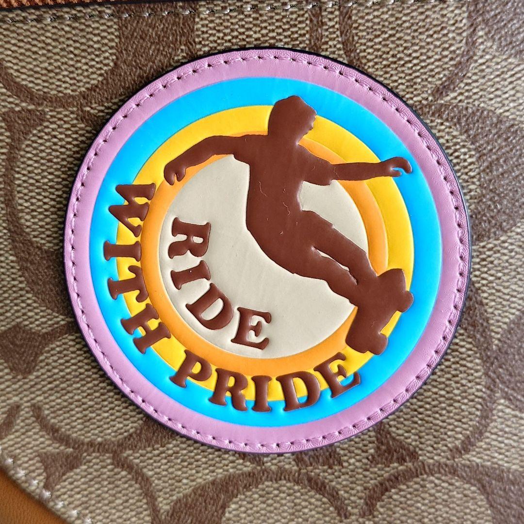 美品 コーチ ワーレン ベルトバッグ シグネチャー PVC パッチ クロスボディ