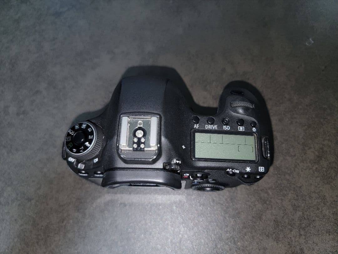 Canon EOS 6D デジタル一眼レフカメラ 本体