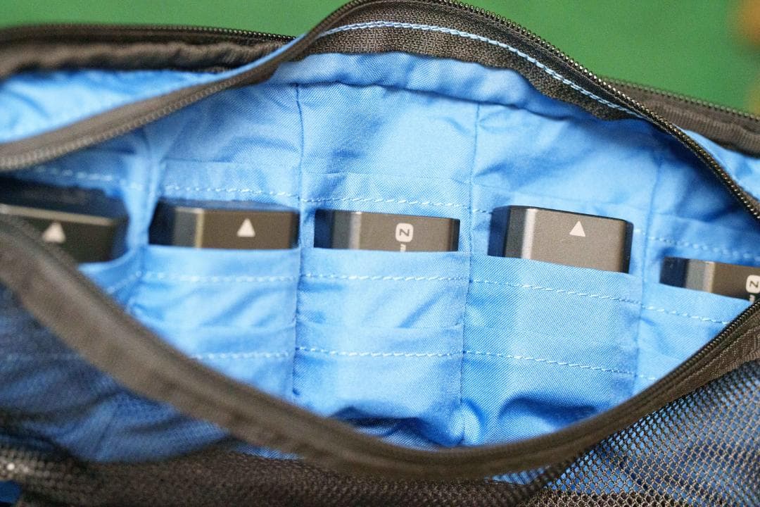 Burton カメラバッグ