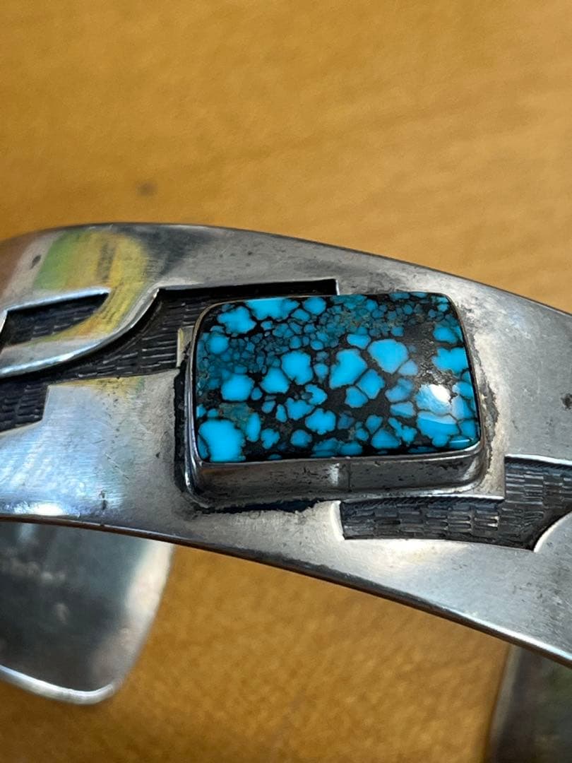 ウィリーアーチー タラハフテワ　Hopi ブレスレットインディアンジュエリー