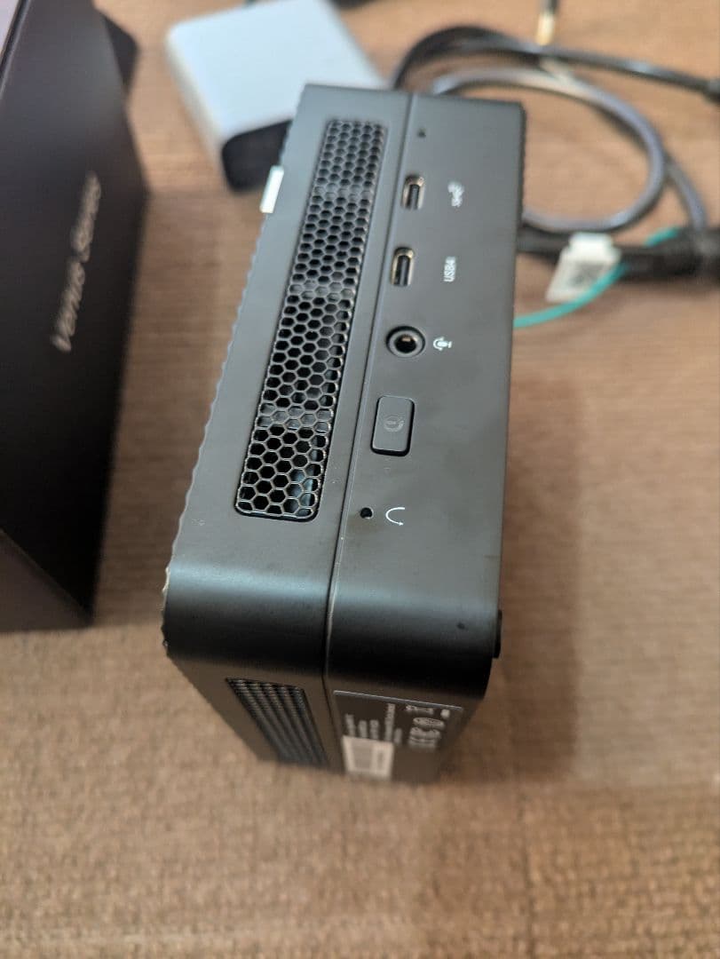 ミニPC minisforum UM773Lite