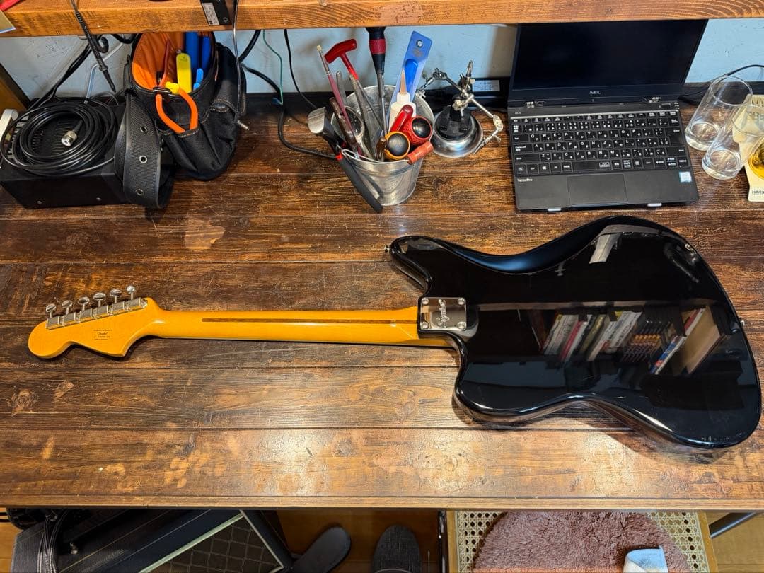 美品　Squier Jaguar Classic Vibe '70s