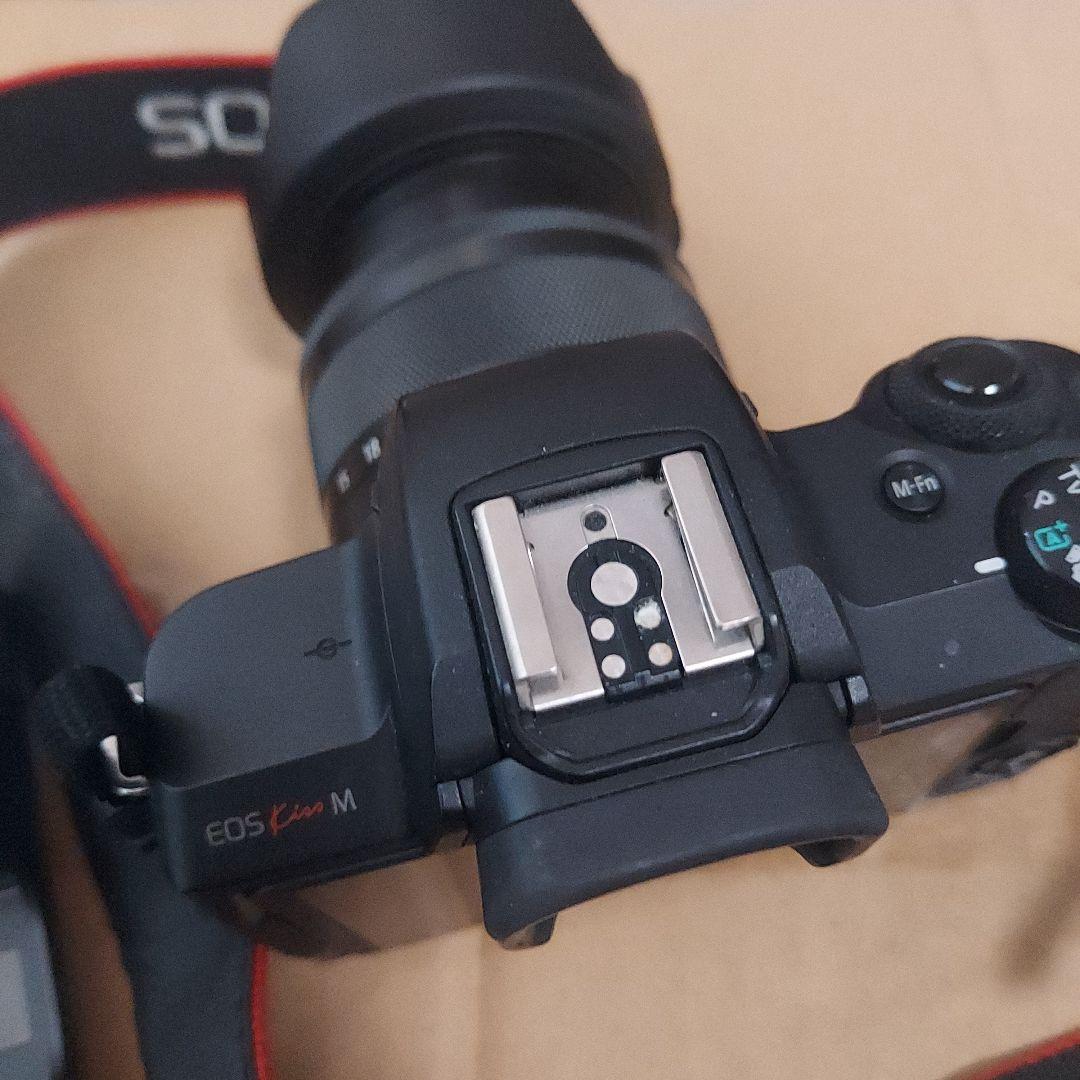 Canon EOS KissM　レンズ15-45　美品