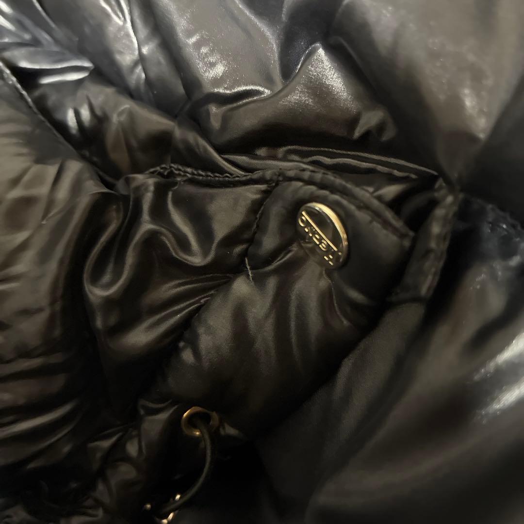 HERNO ブラック エコファーベスト　おしゃれ！梅田阪急店購入！完売　ブラック