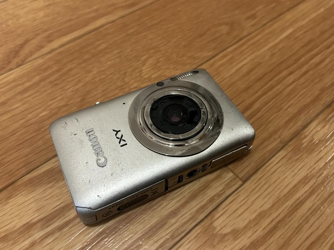 Canon IXY 210F キャノン コンパクトカメラ ジャンク