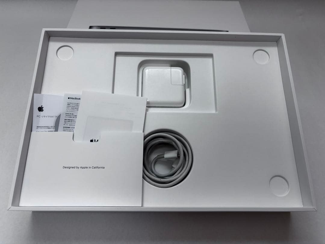 NIKKA様用【美品/箱付】 M1 MacbookAir 16GB/512GB