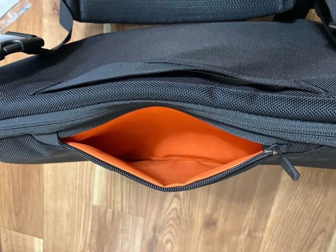 AER × OSHMAN'S シティメッセンジャー