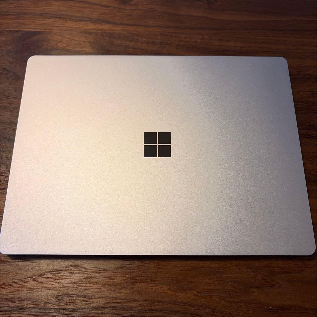 Microsoft Surface Laptop Go （Officeなし）