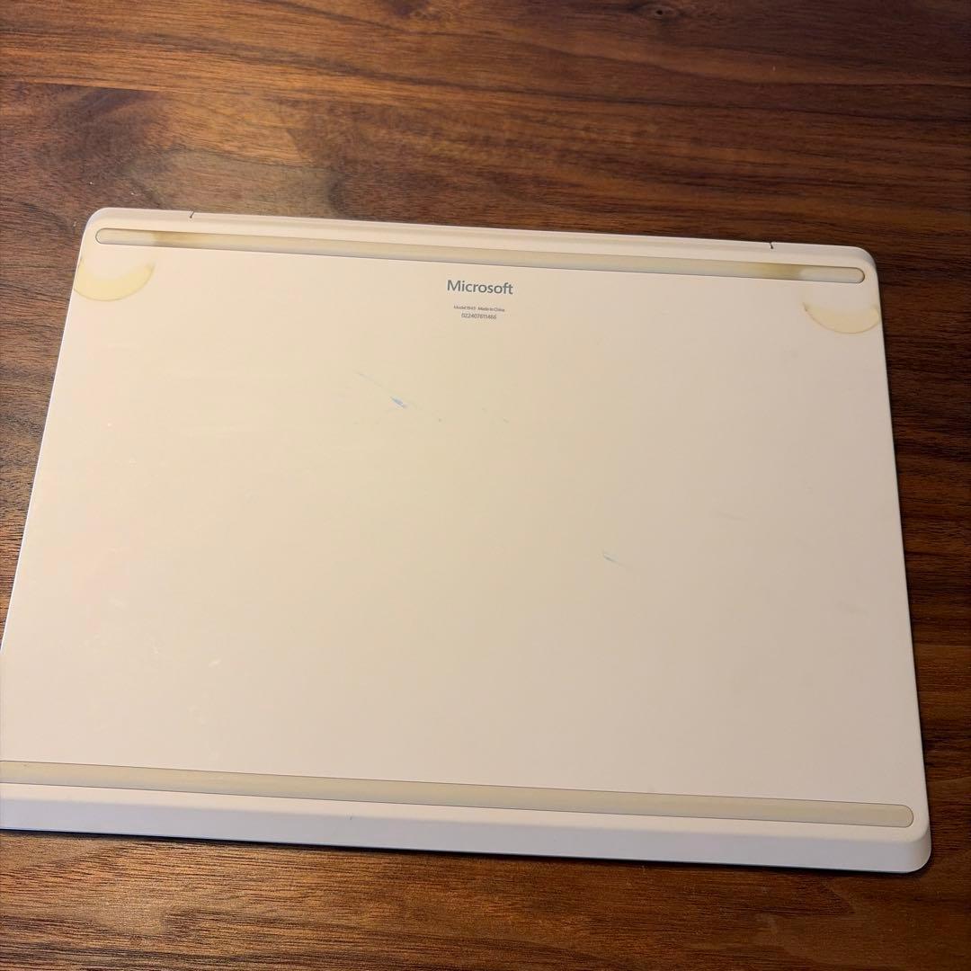 Microsoft Surface Laptop Go （Officeなし）