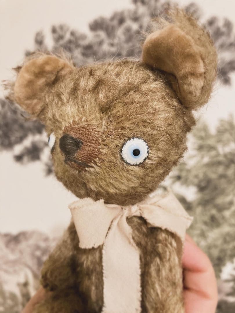 アンティークライクなテディベア