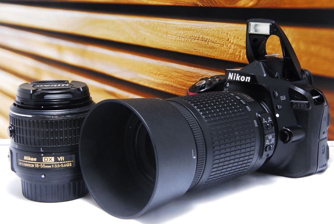 一眼レフ ニコン Nikon D3300 デジタル カメラ　スマホ転送 ダブル