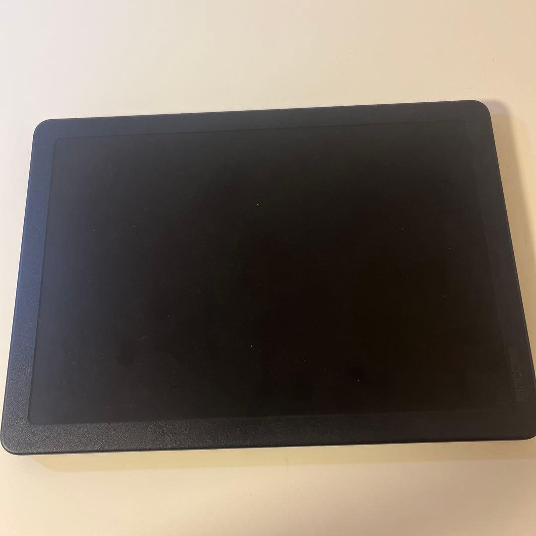 M2チップ搭載MacBook Air - ミッドナイト