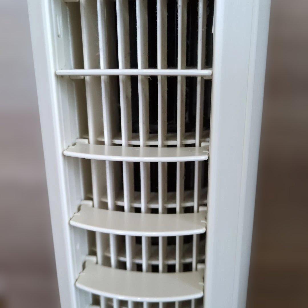 IRIS OHYAMA タワーファン ホワイト