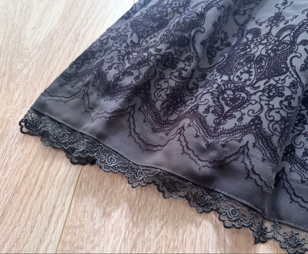 Moi meme Moitie薔薇フロッキー後ろ編み上げJSK黒✦レア 超美品