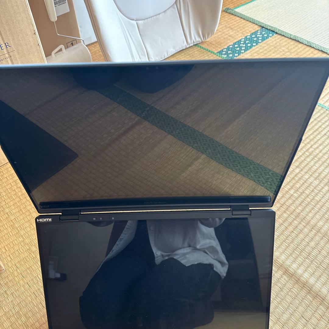 本日大幅値引き開催　極美品ASUS Zenbook DUO UX8406CA