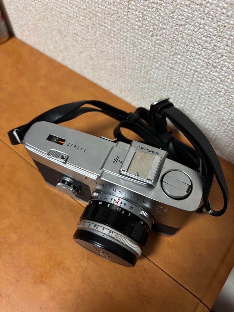 フィルムカメラ Olympus PEN-F
