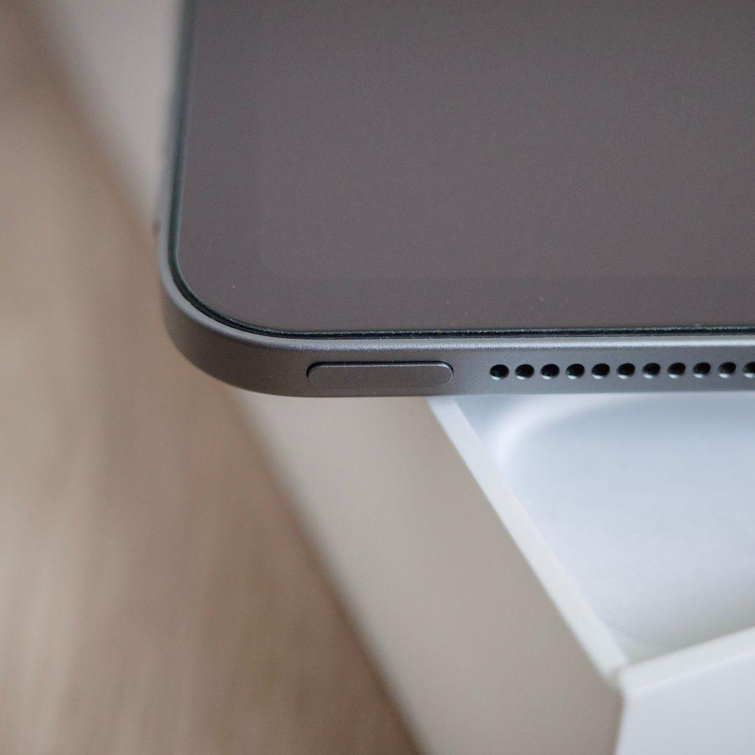 iPad Pro 11 256GB + Combo Touchキーボード