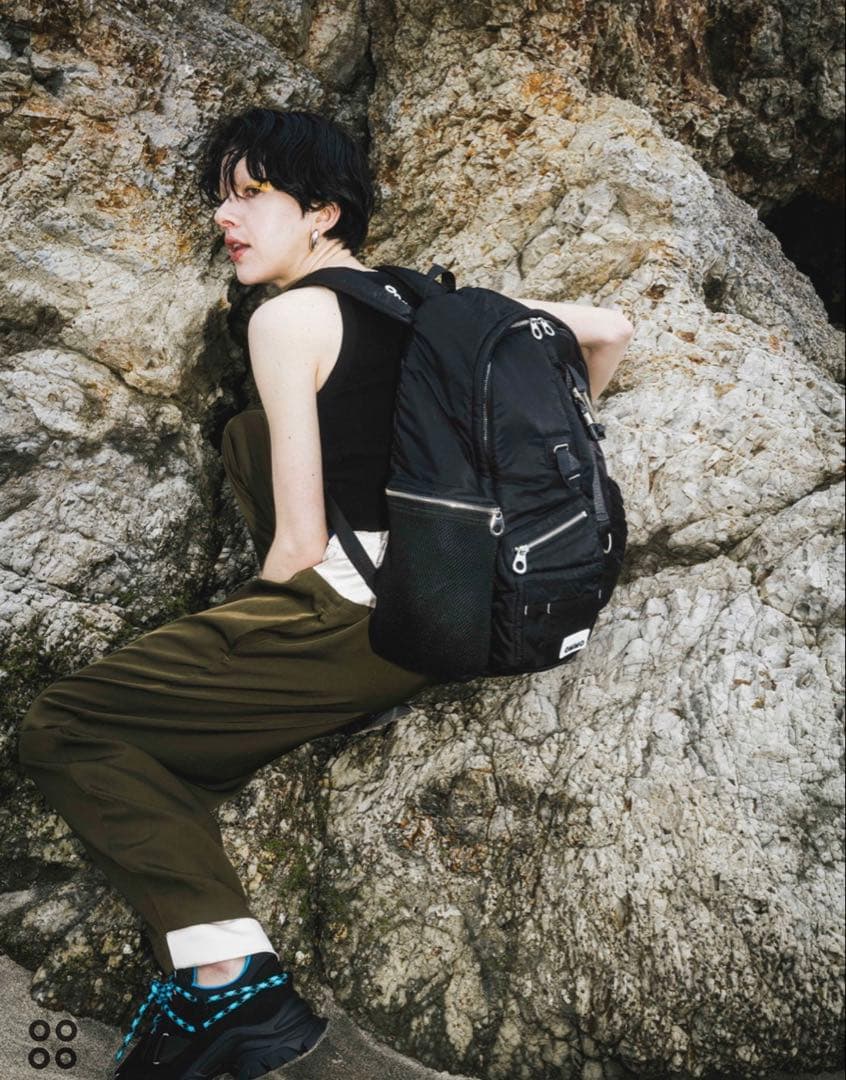 OMMO ブラック リュック・バックパック