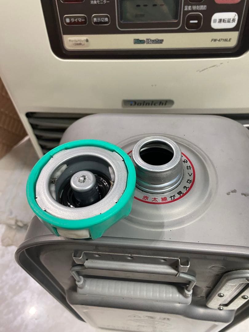 ダイニチ石油ファンヒーターDAINICHI FW-4716LE 2016年製