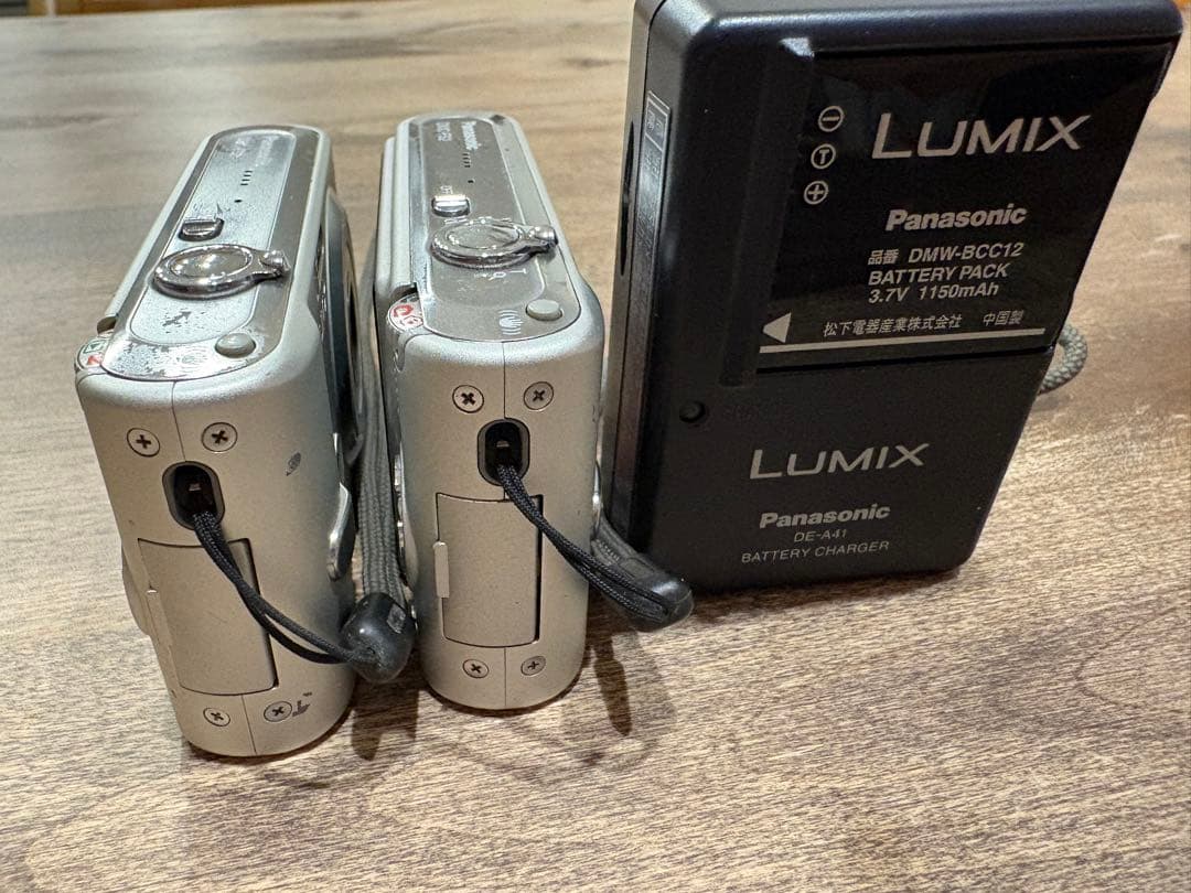 LUMIX DC VARIO-ELMAR DMC-FS2 デジタルカメラ２台