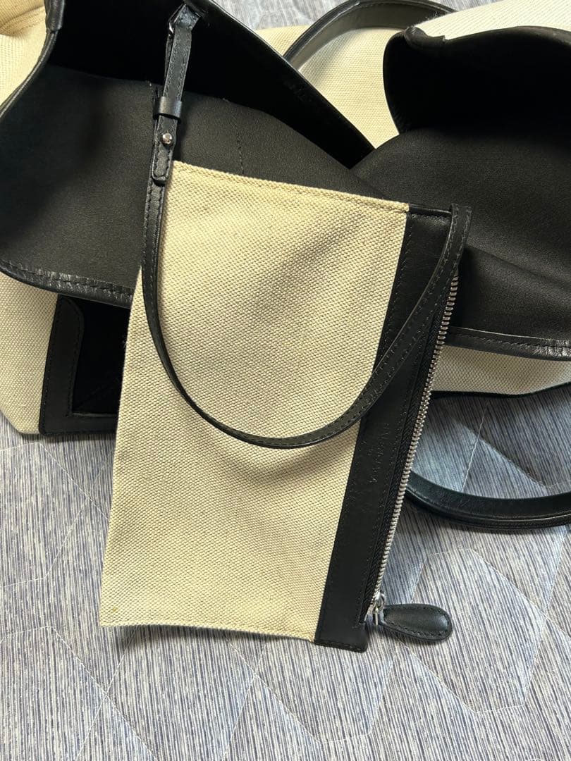 最終セールBALENCIAGAキャンパスMポーチ付き