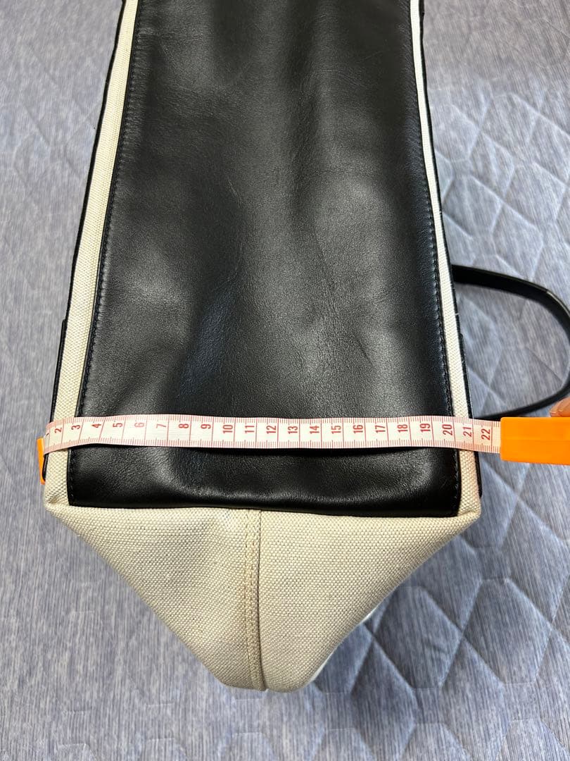 最終セールBALENCIAGAキャンパスMポーチ付き