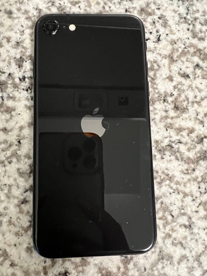 iPhoneSE 第二世代　64G