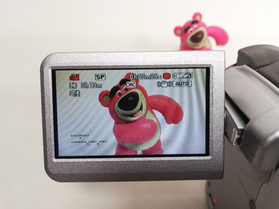 Panasonic SDR-S200 ビデオカメラ