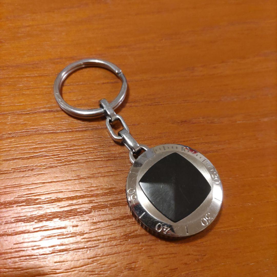 カルティエ パシャ ダイヤルベゼル×ブラックドーム キーホルダー