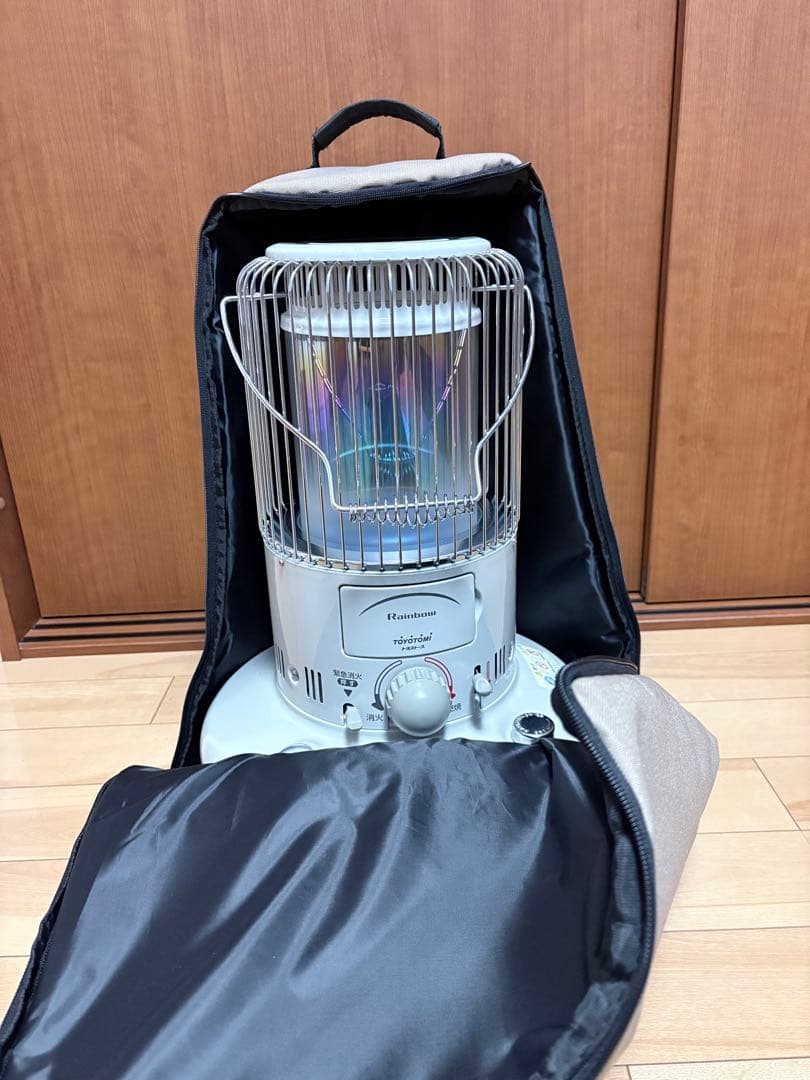 TOYOTOMI トヨトミ レインボーストーブ（収納ケース付）　灯油 石油